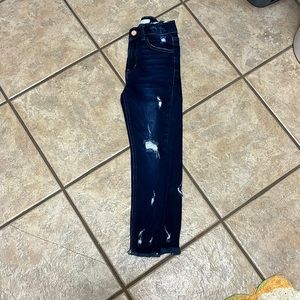 Buckle jeans